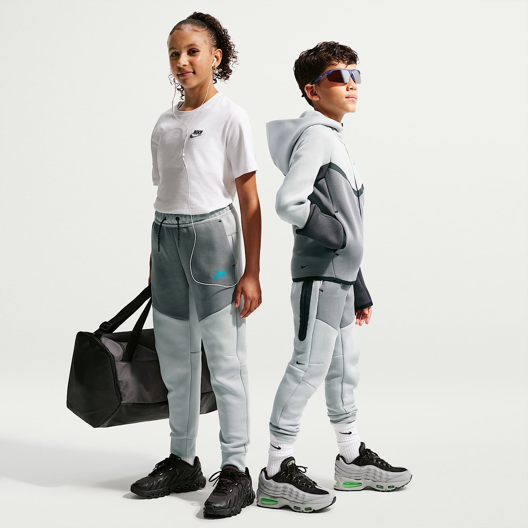Nike Sportswear Tech Fleece Big Kids' Joggers. Nike.com
